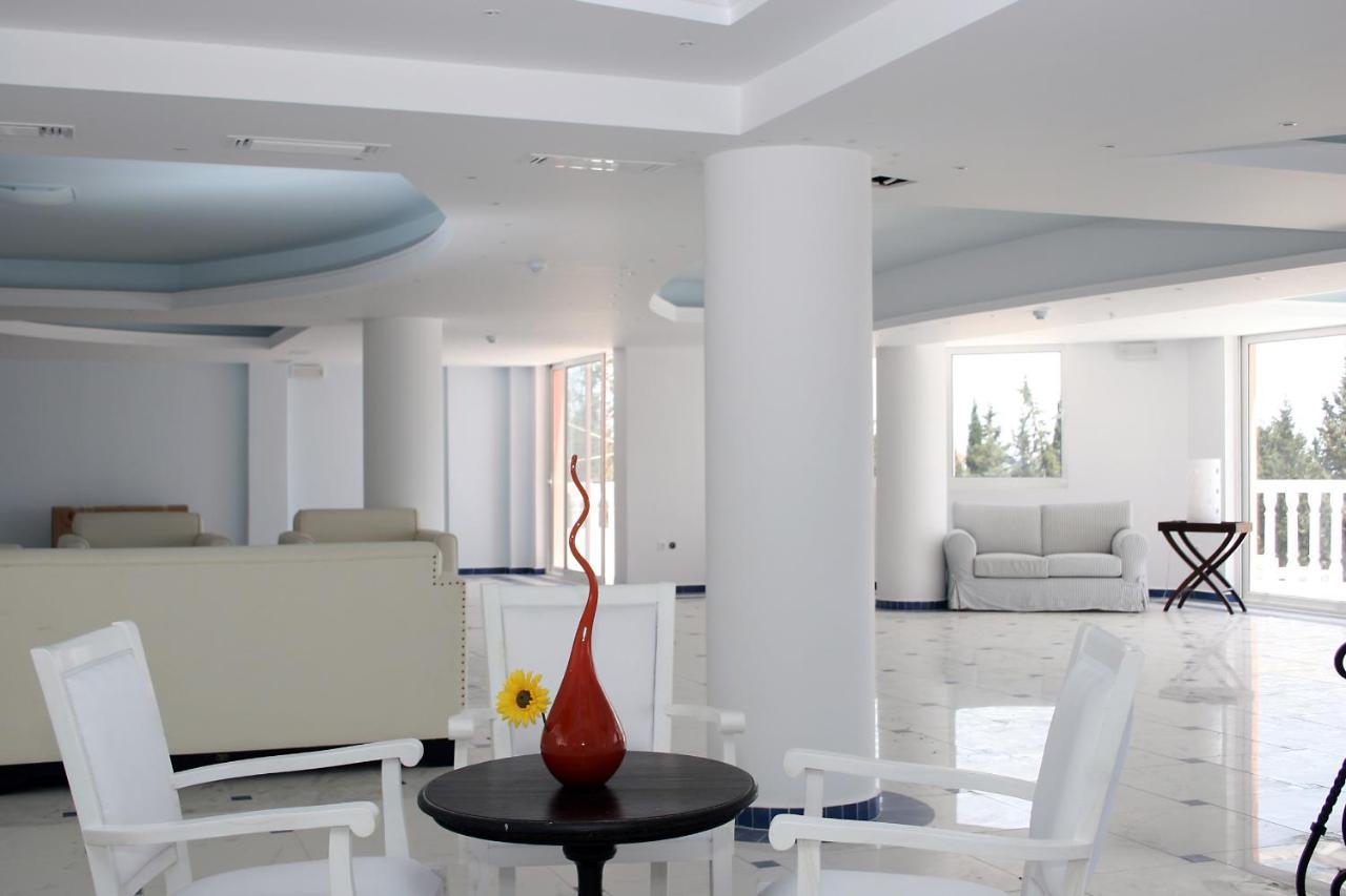 Belvedere Gerakas Luxury Suites วาซิลิคอส ภายนอก รูปภาพ